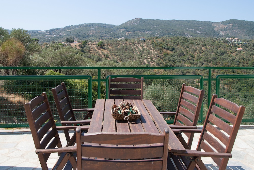 Premium Villa, 2 Bedrooms, Private Pool, Garden Area photo 2