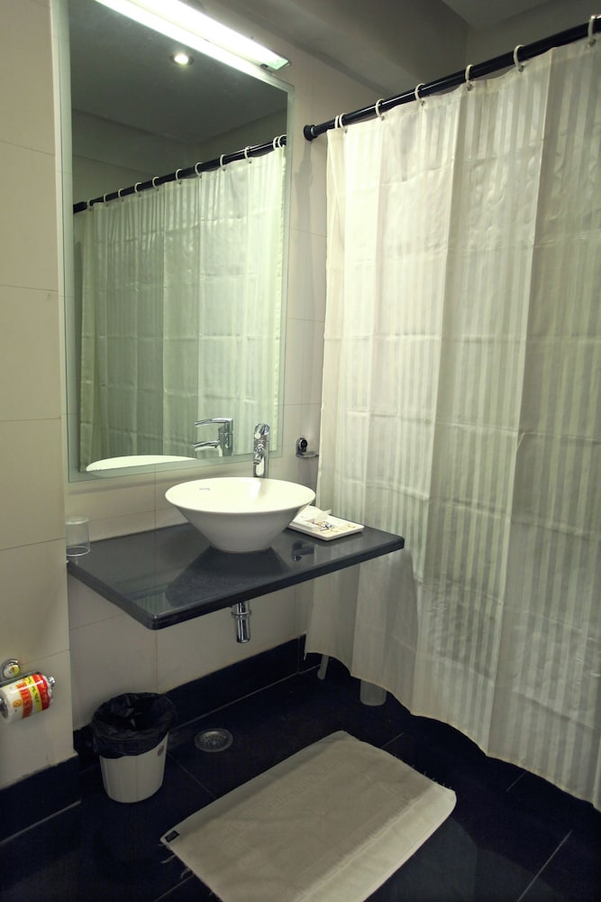 Deluxe Room - Photo 2