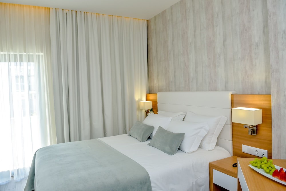 Superior Double Room, Balcony, Pool View (5) photo 1