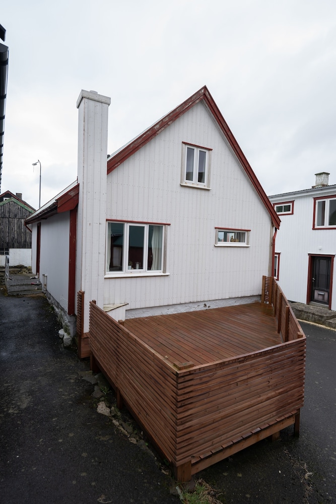 Traditional Cottage photo 1