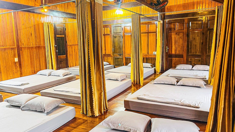Panoramic Shared Dormitory, Garden View photo 1