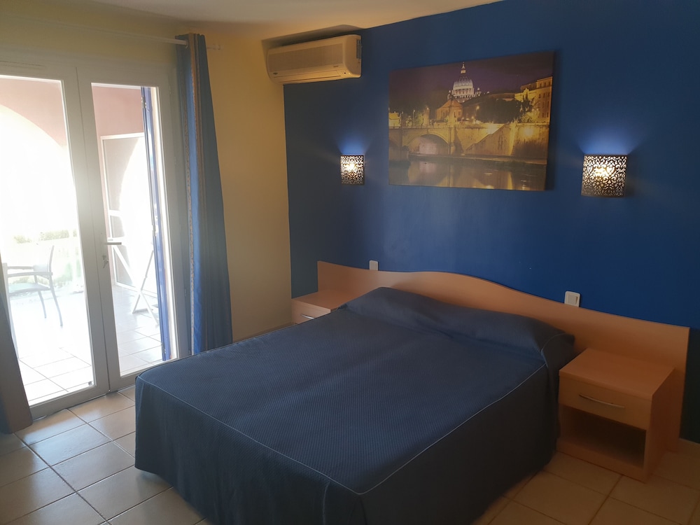 Apartment, Pool Access, Pool View (Rez de jardin)