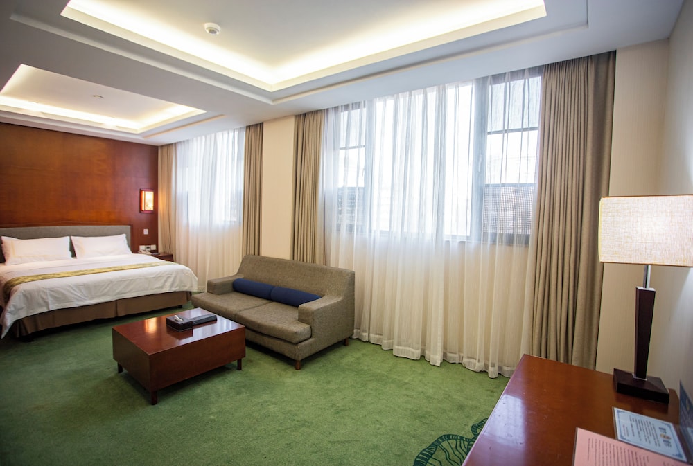 Superior Executive Room - Photo 8