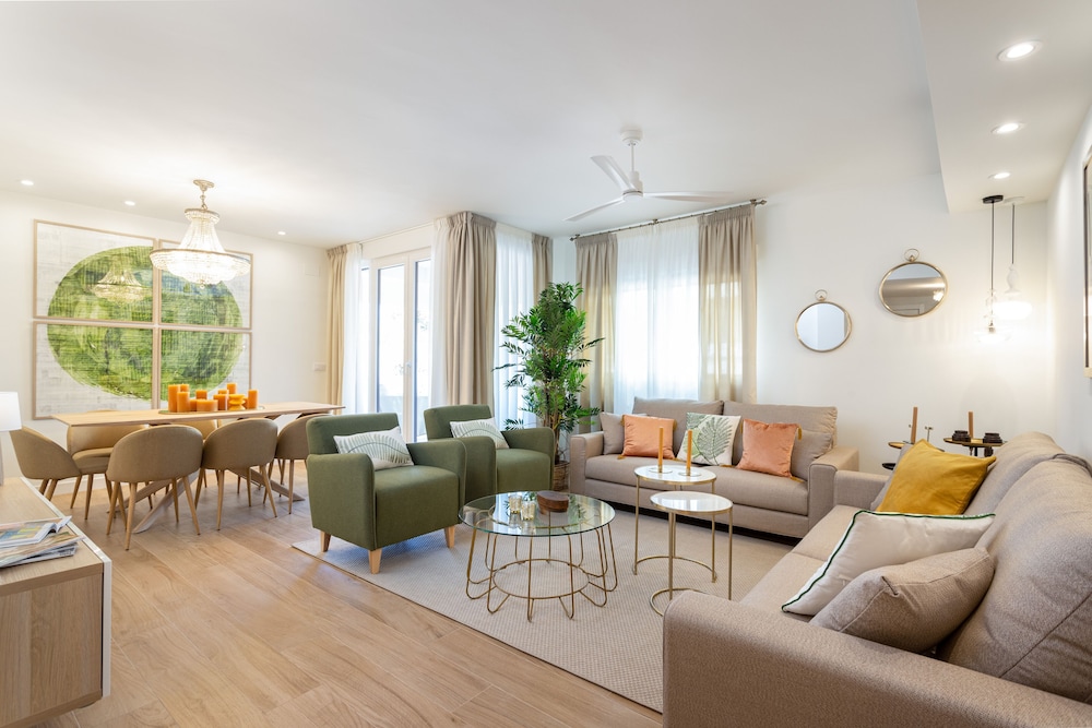 Apartment (5 Bedrooms)