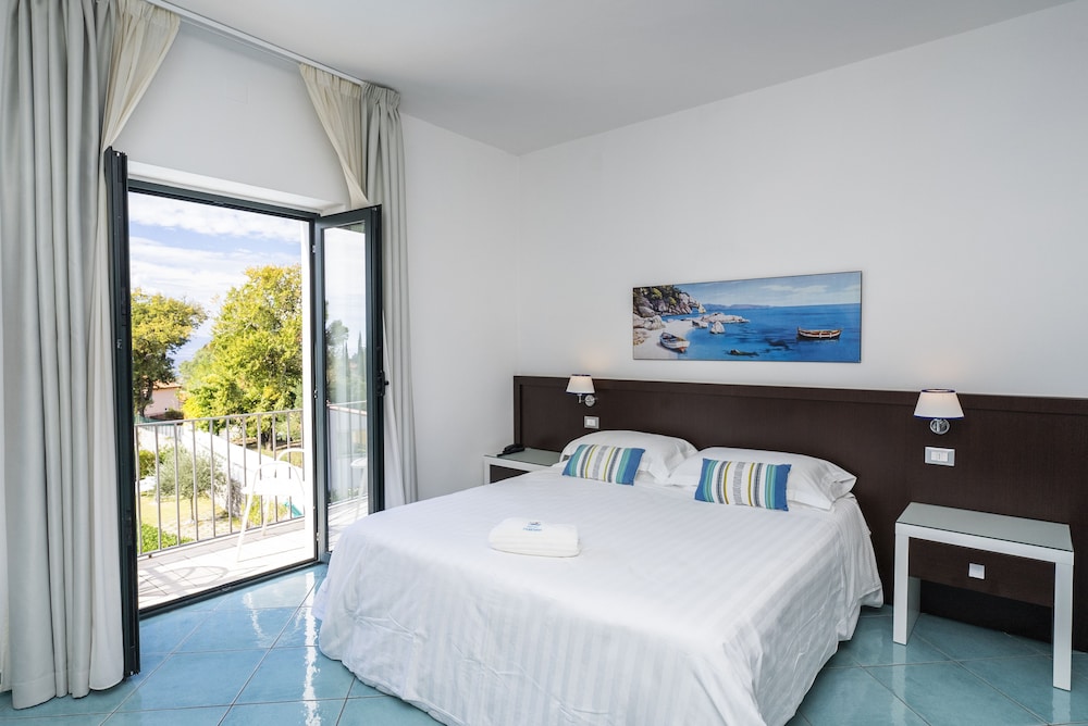 Superior Double Room, 1 Queen Bed, Balcony