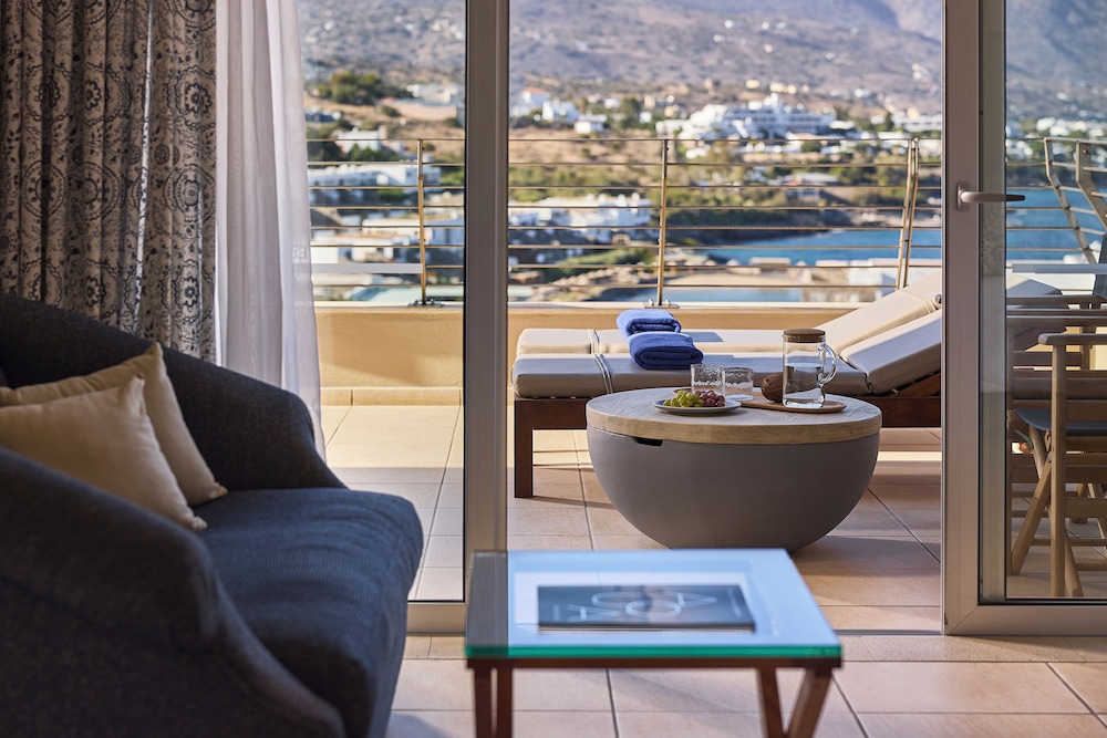 Mythica Superior Suite, Sea View - Photo 5