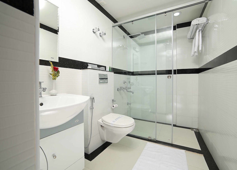Executive Room, 1 Double Bed - Photo 2