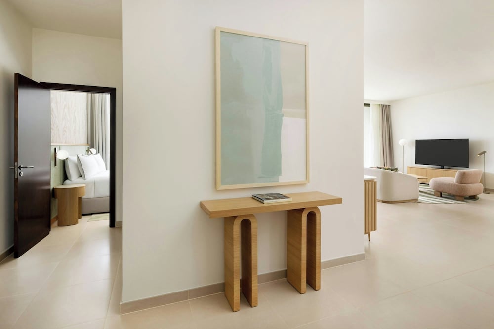 Junior Suite, 1 King Bed with Sofa bed, Balcony, Resort View - Photo 8