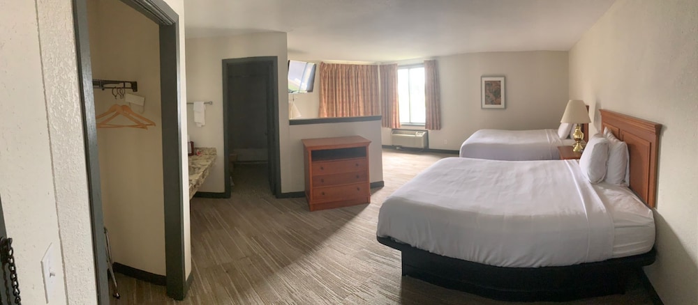 Comfort Room, 2 Queen Beds