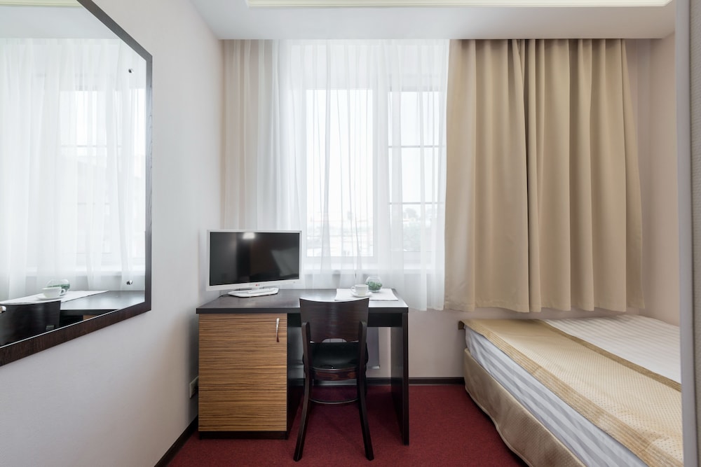 Standard Room photo 2