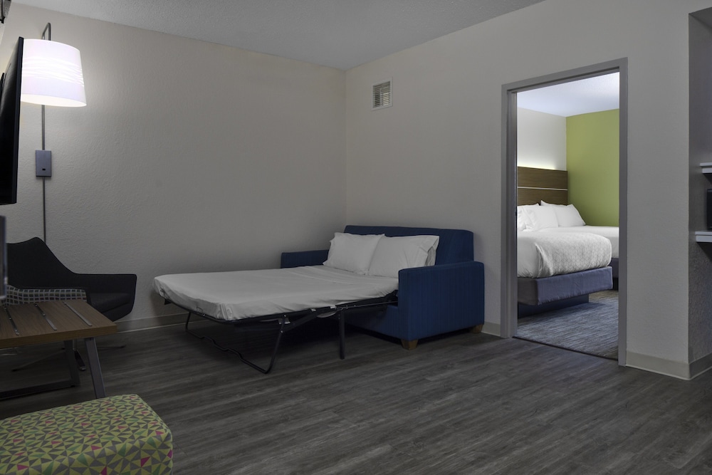 Suite, 1 Bedroom (Pet Friendly) photo 3