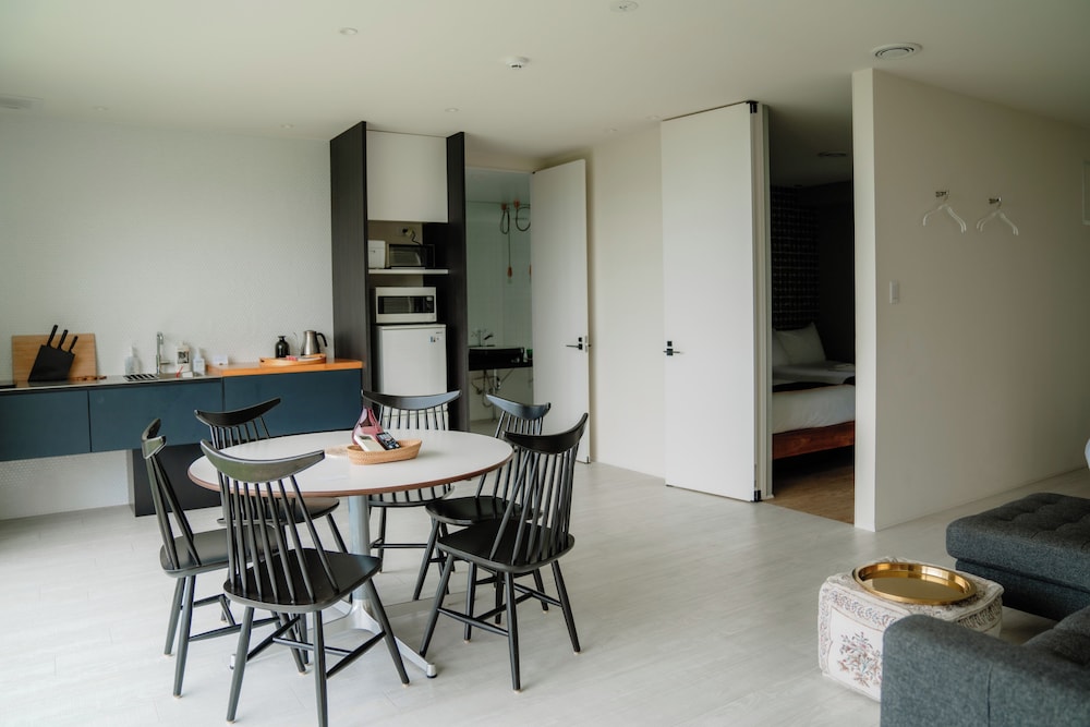 Panoramic Suite, 1 Bedroom, Non Smoking, Ocean View (S04 or S03) photo 2