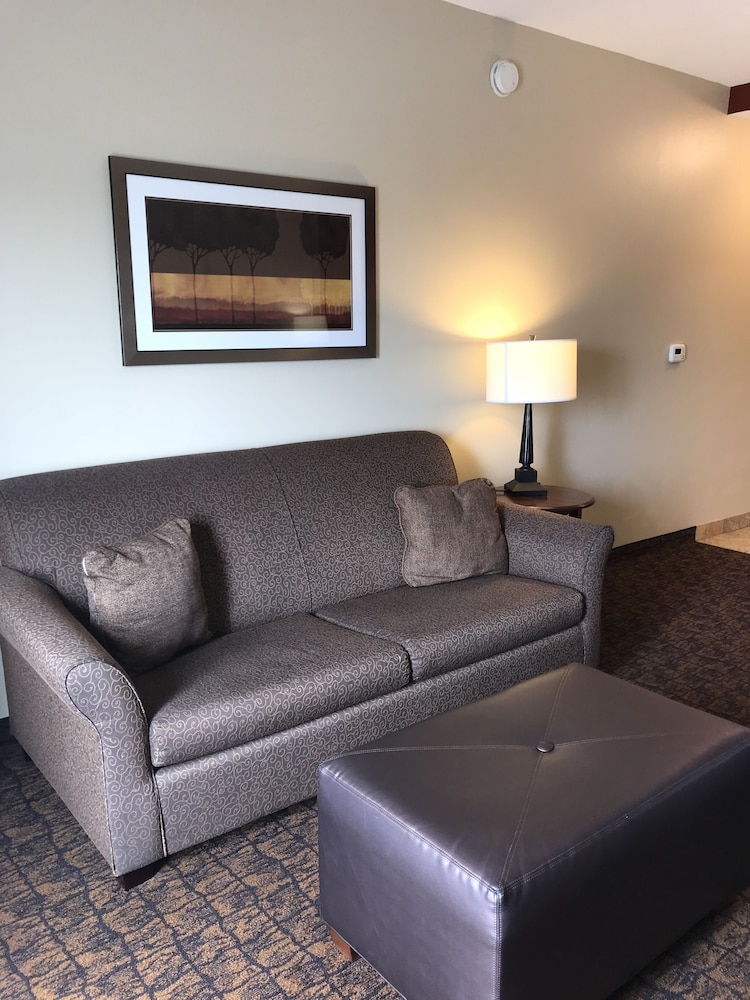 Room, 1 King Bed with Sofa bed (Study) - Photo 4