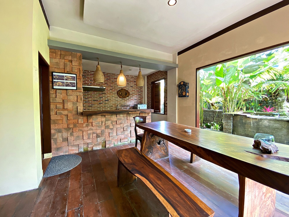 Suite - Photo 22