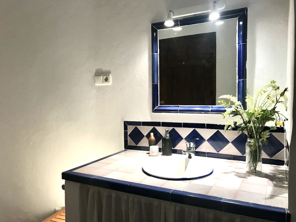 Family Apartment, 1 Bedroom, Garden View, Ground Floor photo 2