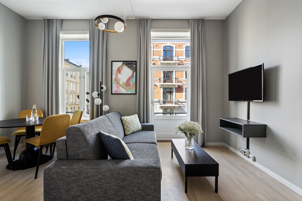 1 Bedroom Apartment, Sofa Bed, Balcony photo 1