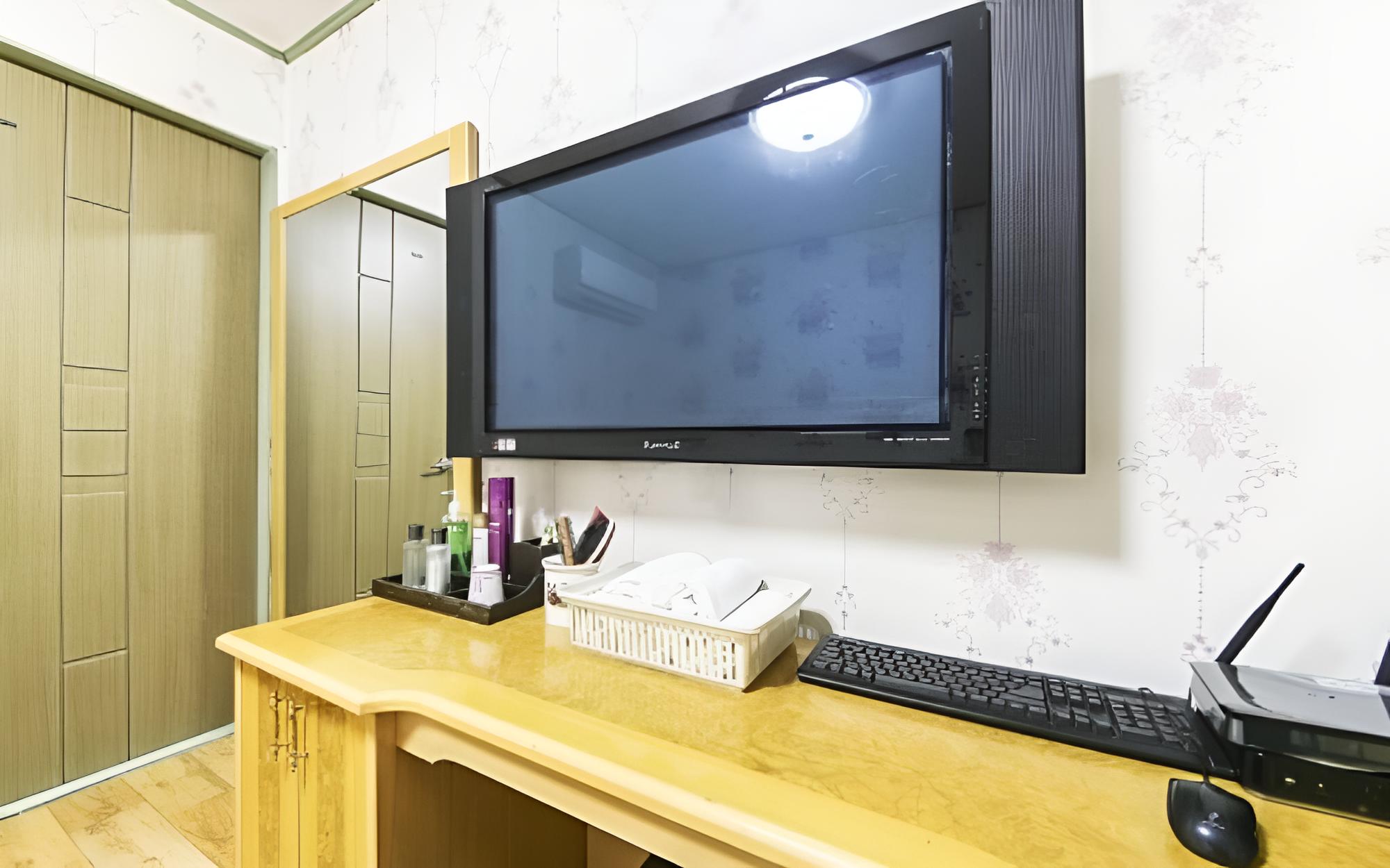 Room (Standard) - Photo 6