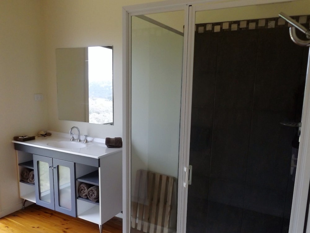 Deluxe Cottage, 1 Bedroom, Non Smoking, Mountain View (Grevillea) photo 3