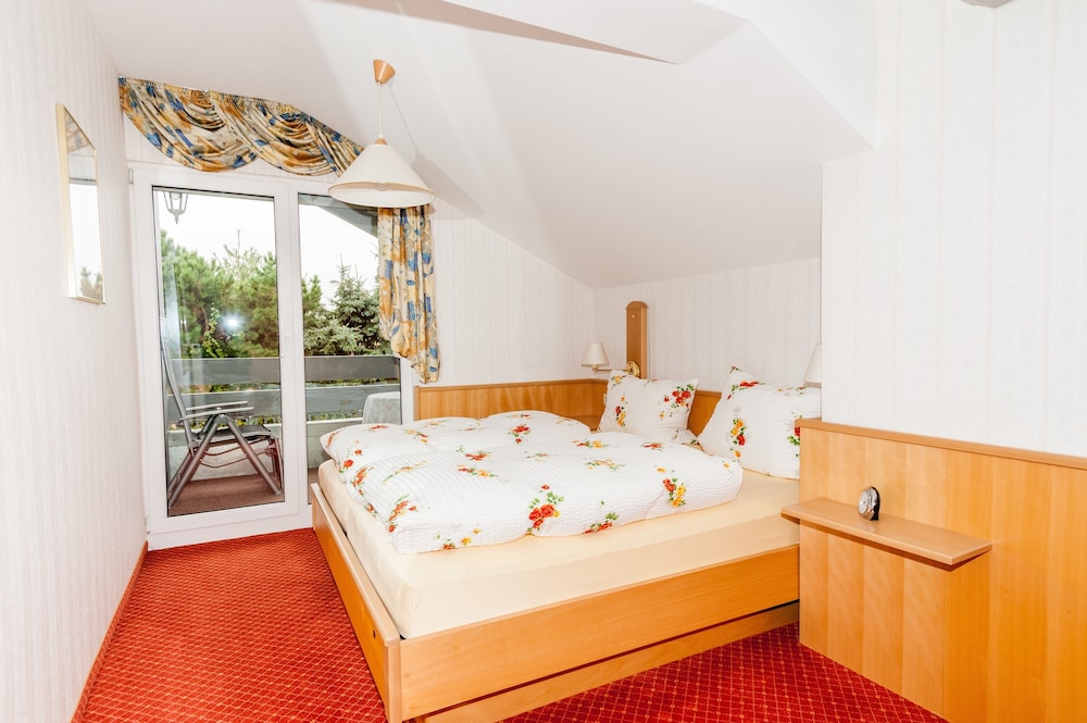 Apartment, 1 Queen Bed, Non Smoking, Garden View (DG Rechts) photo 1