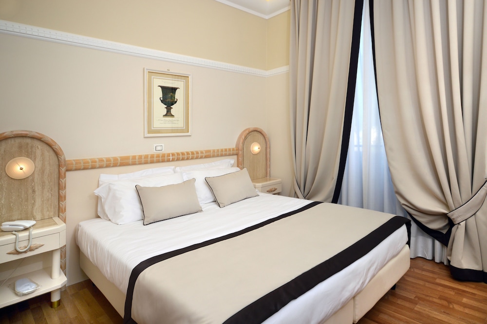 Deluxe Room - Photo 2