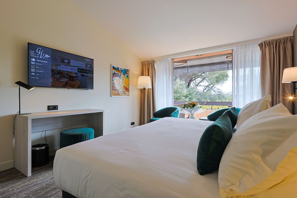 Standard Room - Photo 1