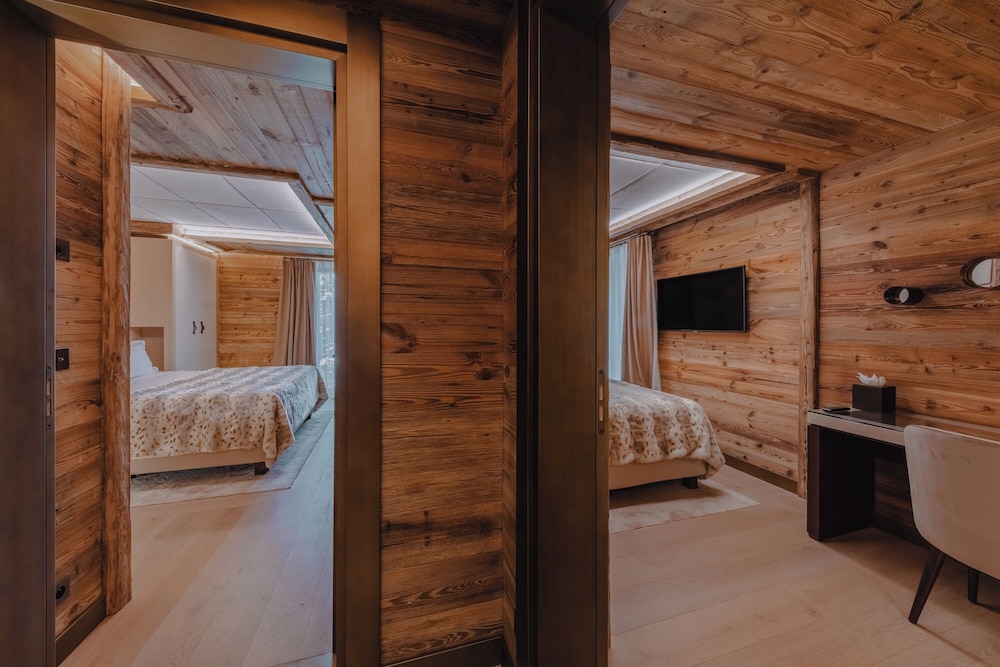 Grand Five Bedroom Residence (North Resort) photo 3