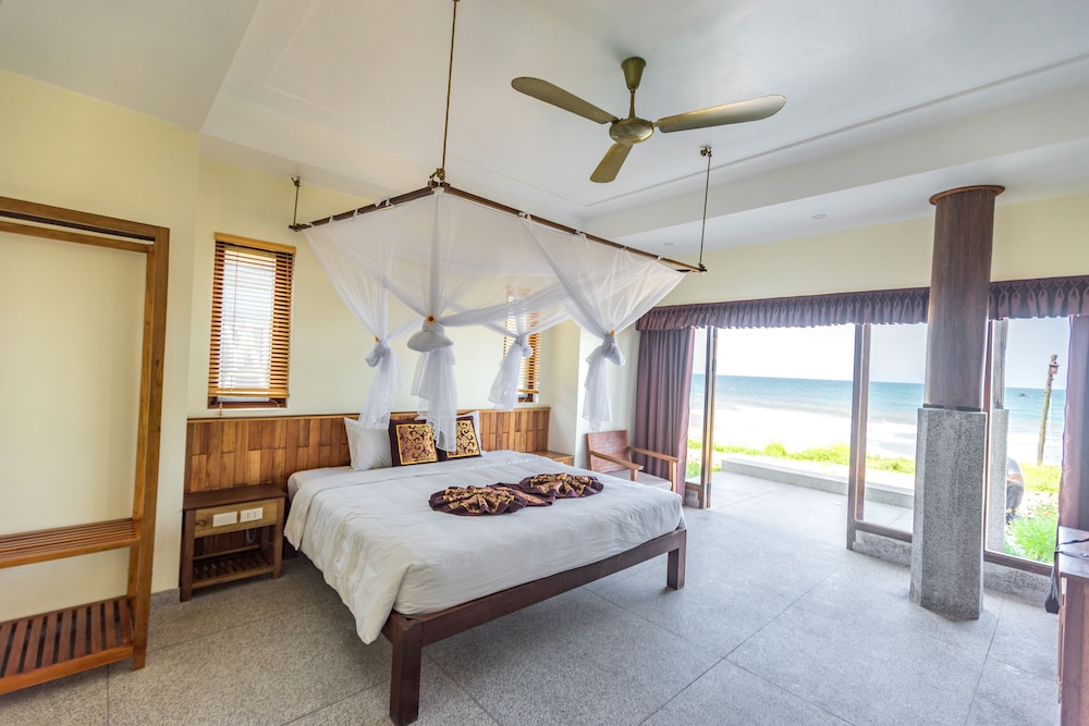 Deluxe Double Room, Ocean View photo 1