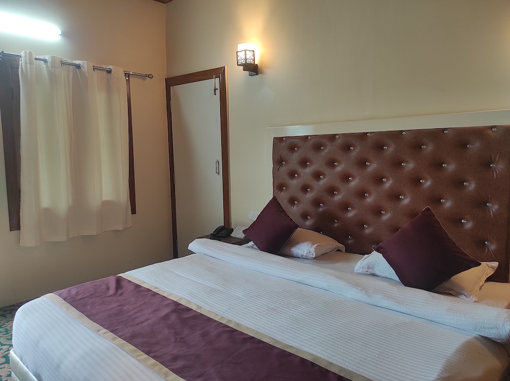 Classic Room - Photo 12