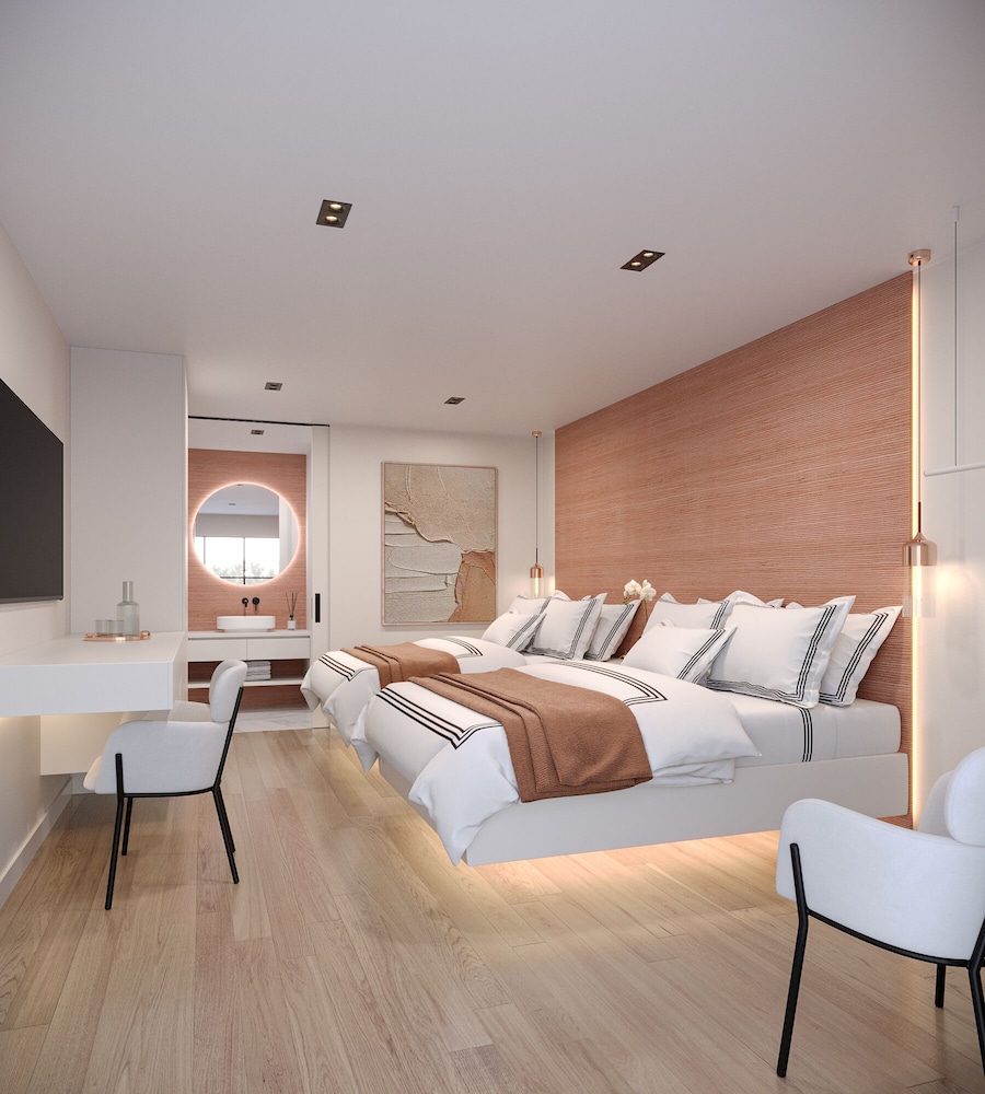 Deluxe Double Room, 2 Double Beds, Pool View photo 1