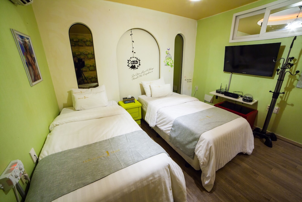 Quadruple Room photo 3