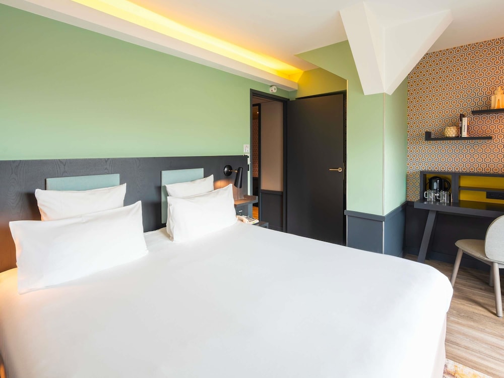Deluxe Room, 1 Double Bed, Terrace (Lake side)