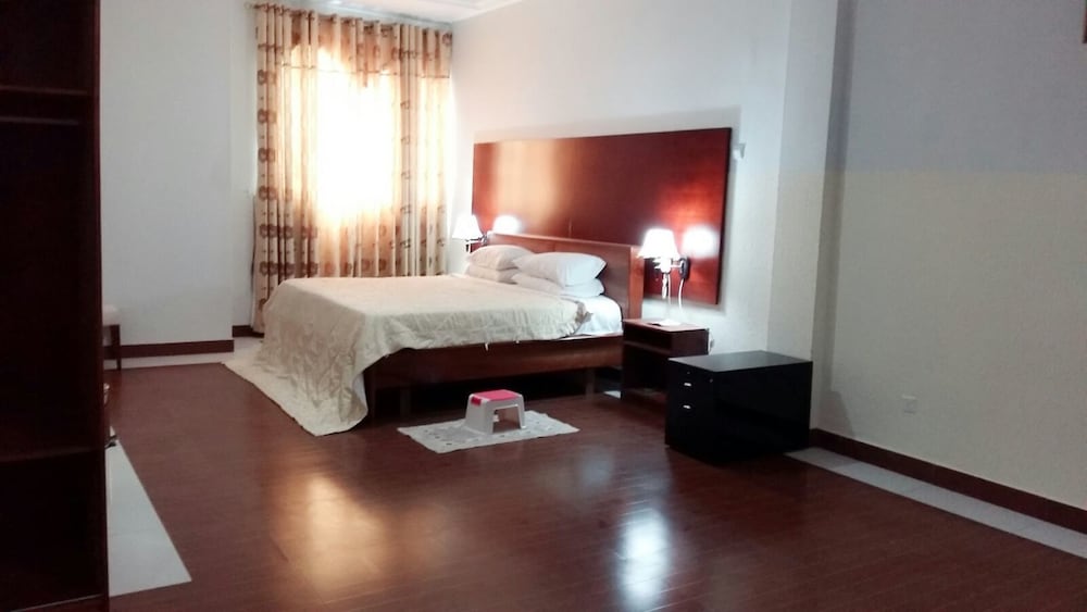 Luxury Queen Room photo 3