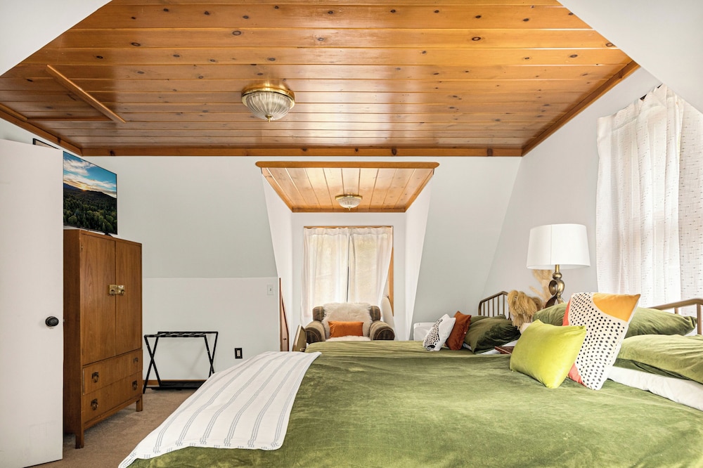 Cabin, Multiple Beds, Patio, Mountain View (Pineland Getaway) photo 3