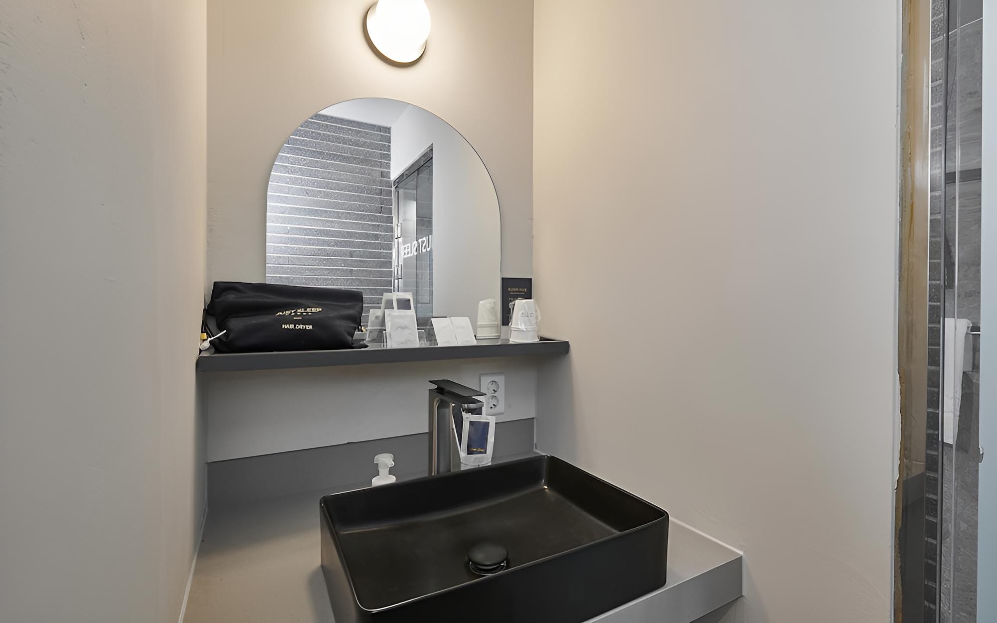 Room (VIP Relax (a massage chair spa bath 7) photo 3