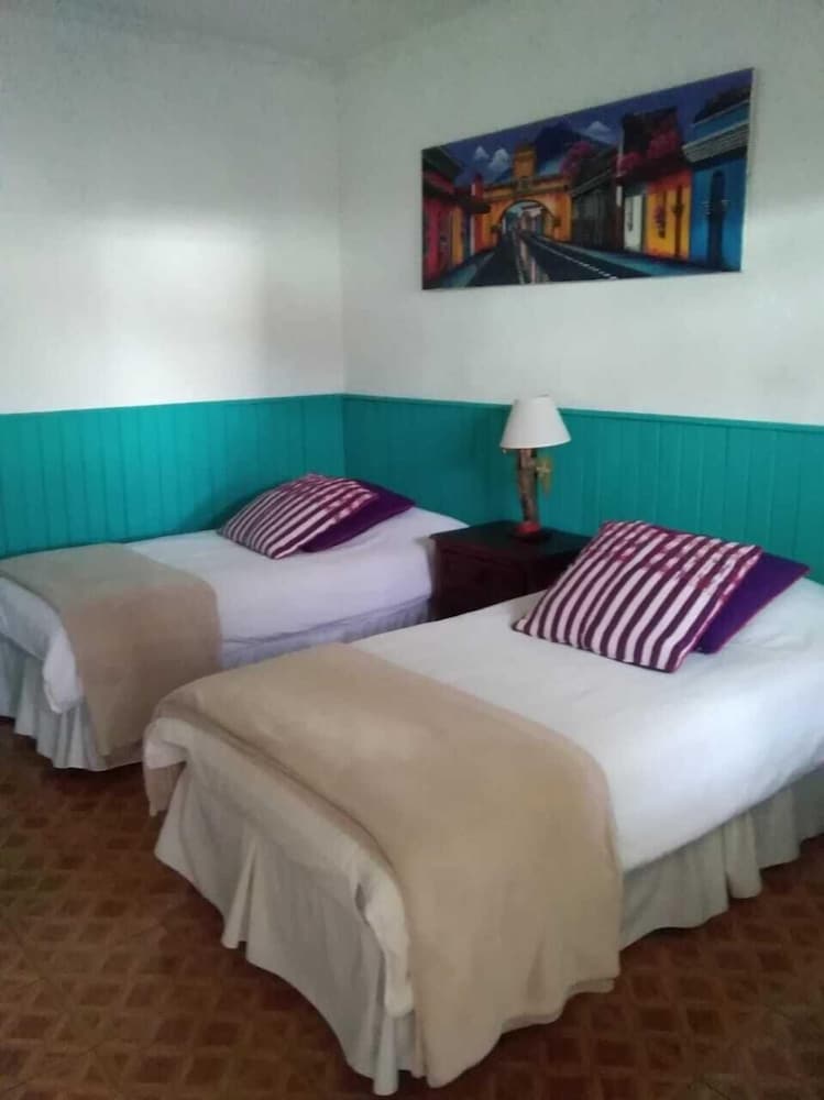 Double Room Single Use, 1 Bedroom, Non Smoking photo 3