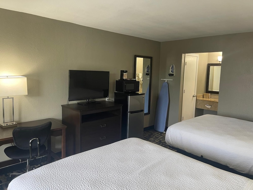 Basic Double Room photo 3