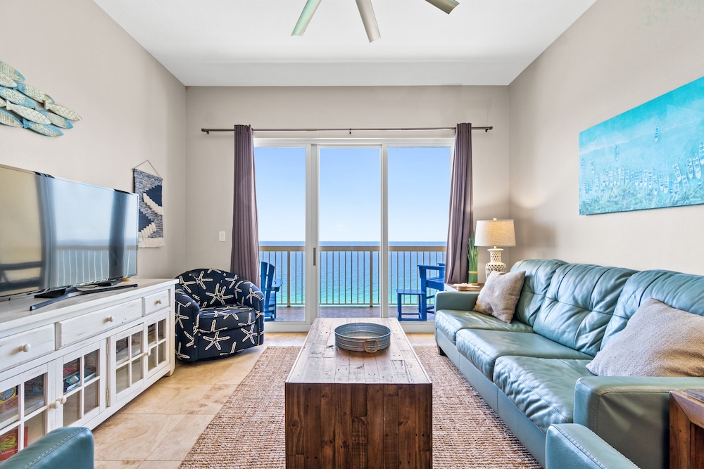 Condo, 3 Bedrooms, Sea View (2302w)