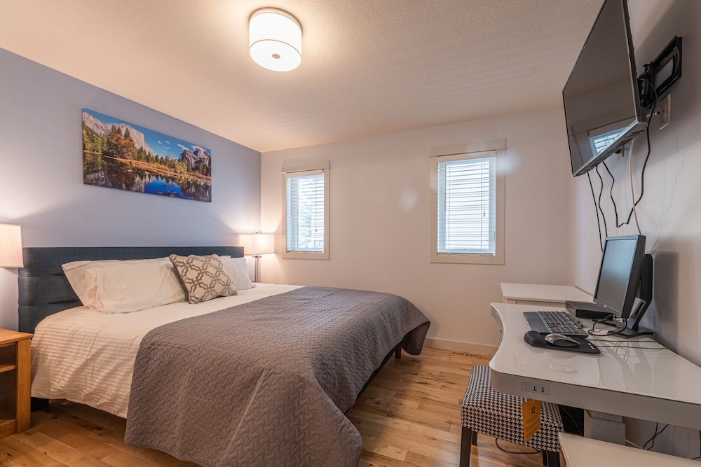 Luxury House photo 2