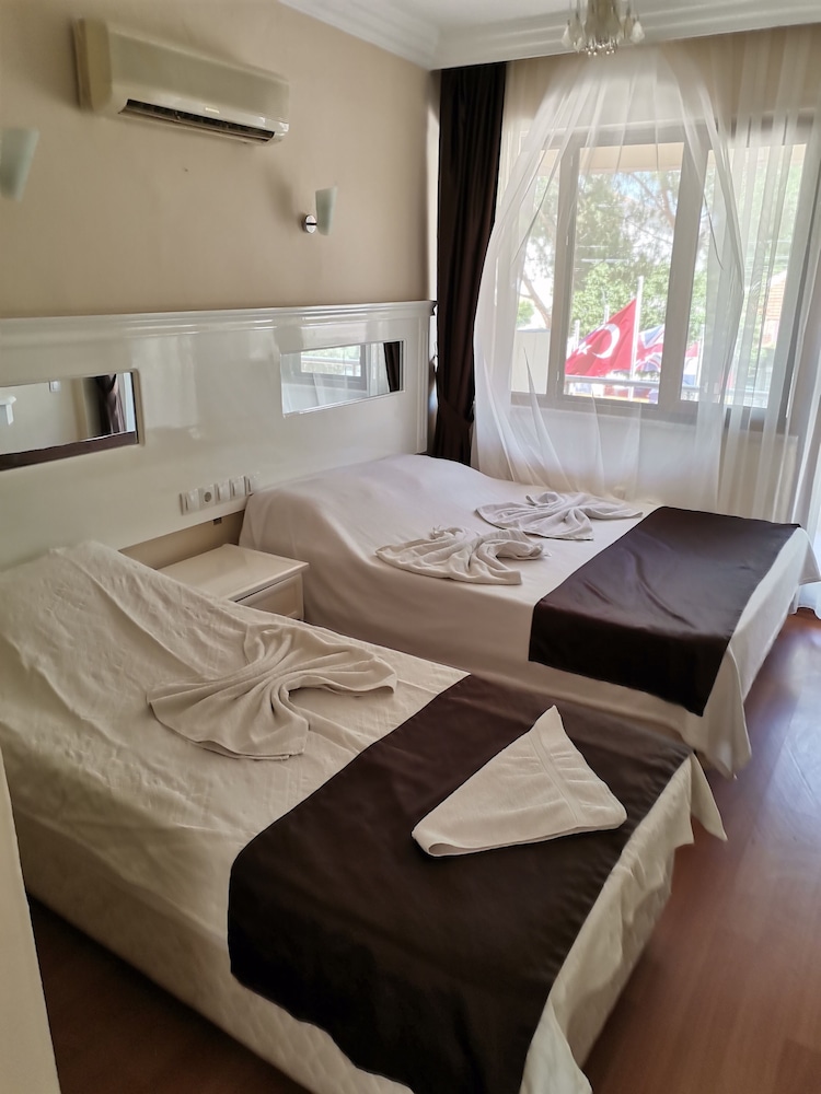 Standard Triple Room photo 1