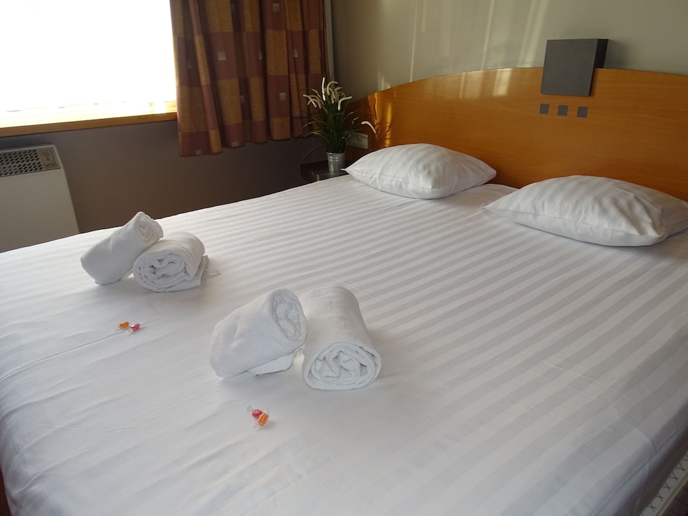 Budget Double Room - Photo 1
