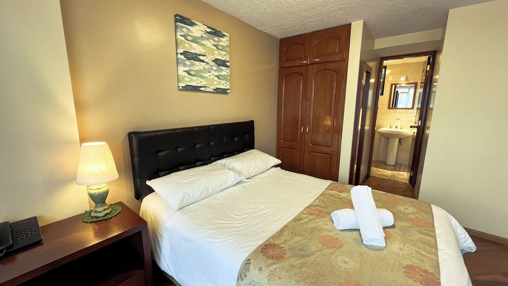 Standard Double Room, 1 Double Bed, Non Smoking, Private Bathroom