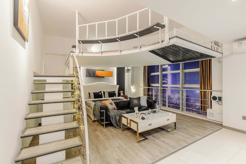 Panoramic Twin Room