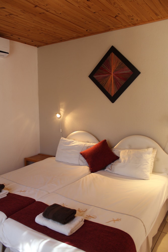 Standard Single Room photo 2