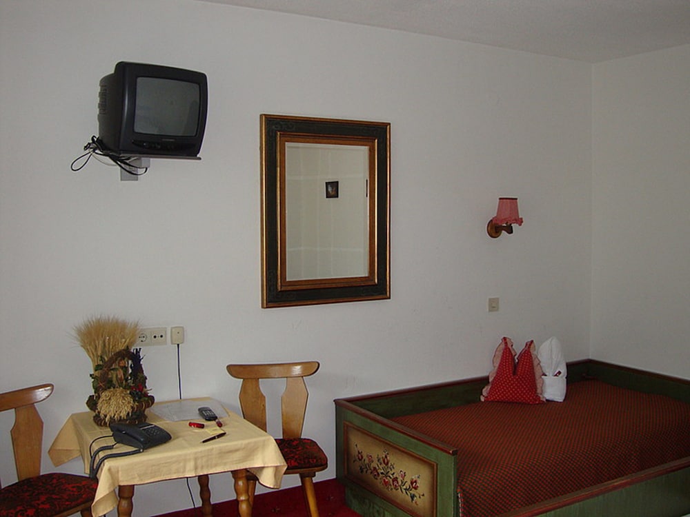 Comfort Triple Room photo 3