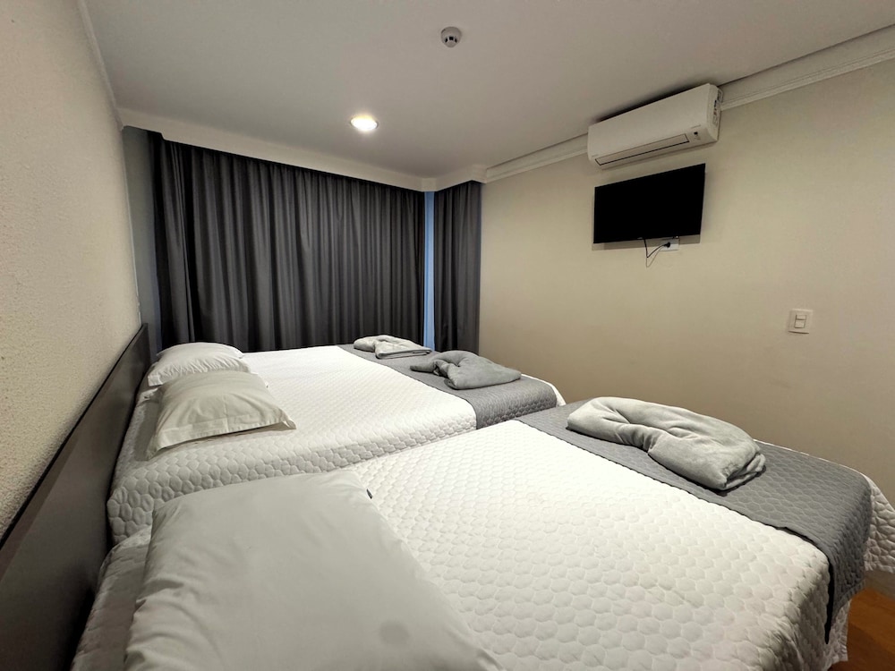 Superior Twin Room, 2 Twin Beds photo 2