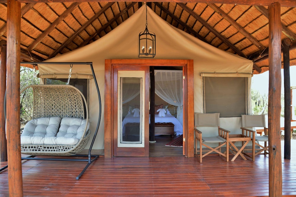 Family Tent, 2 Bedrooms - Photo 3