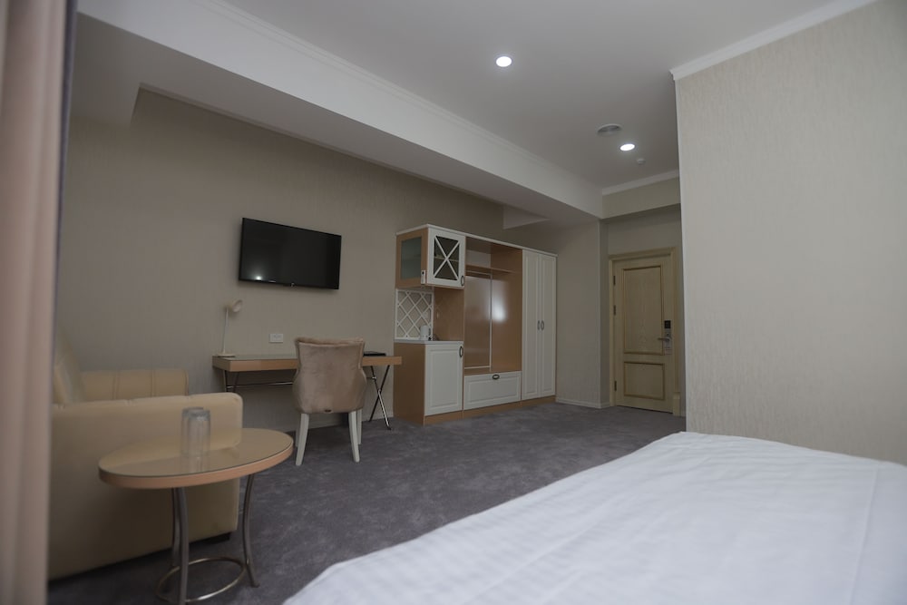Standard Double Room - Photo 2