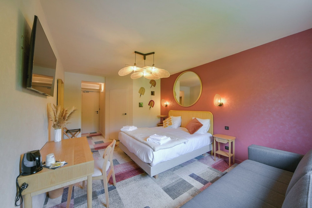 Superior Double Room, 1 Large Twin Bed photo 3