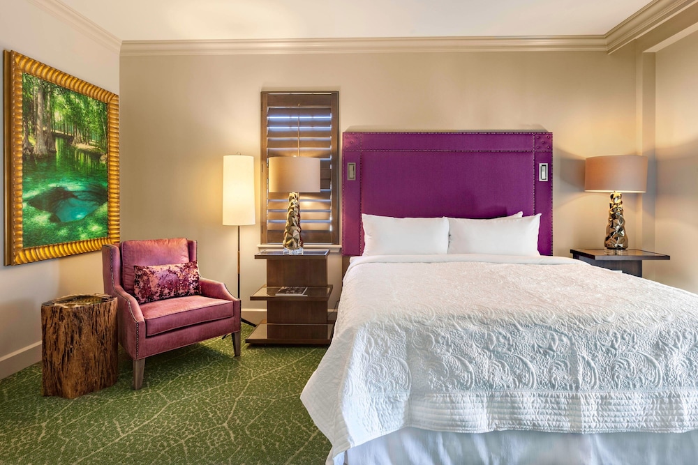 Grand Suite, 2 Bedrooms, Fireplace photo 3