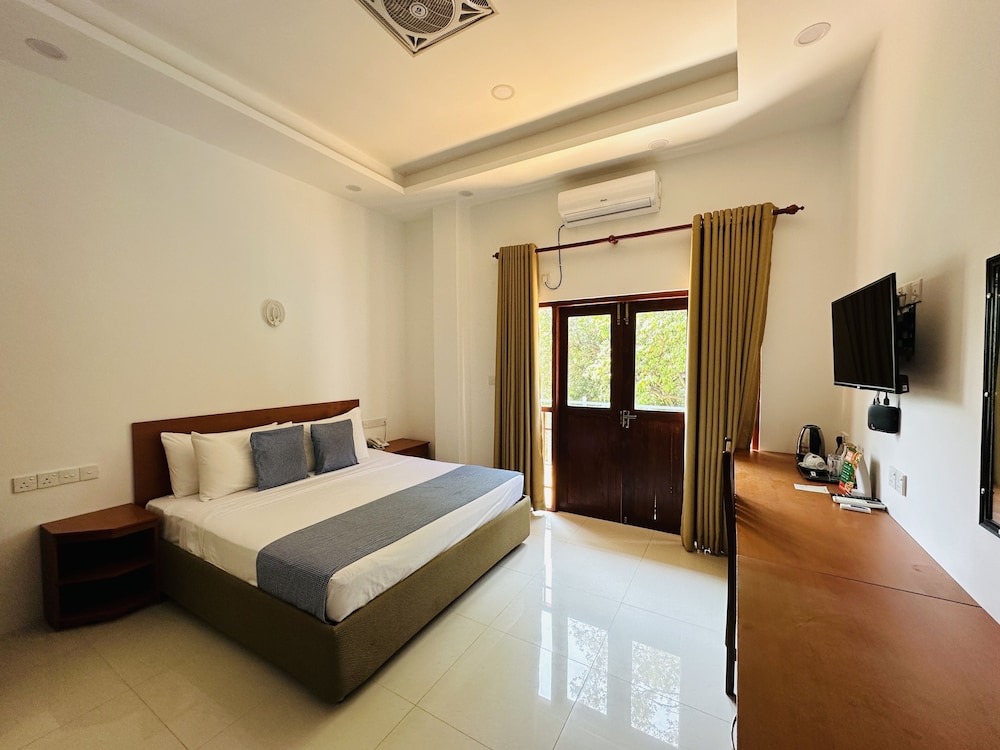 Deluxe Double Room - Photo 2